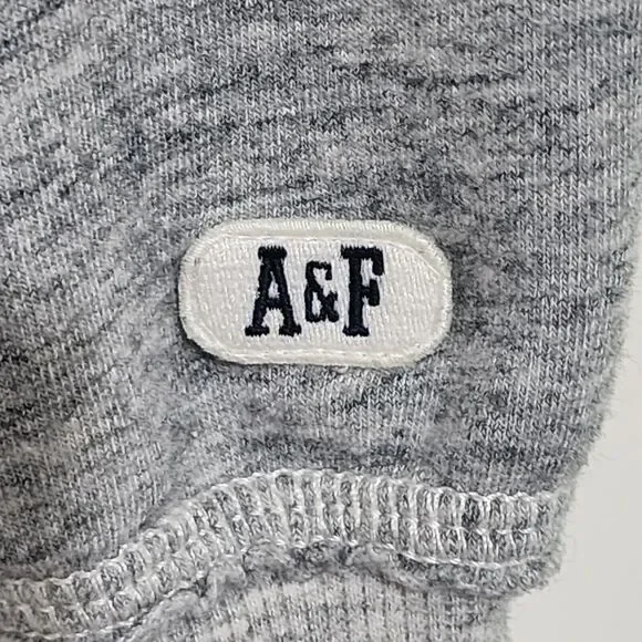 Abercrombie & Fitch Womens Short Oversized Fleece Hoodie Heather Gray A&F Size M - Picture 2 of 11